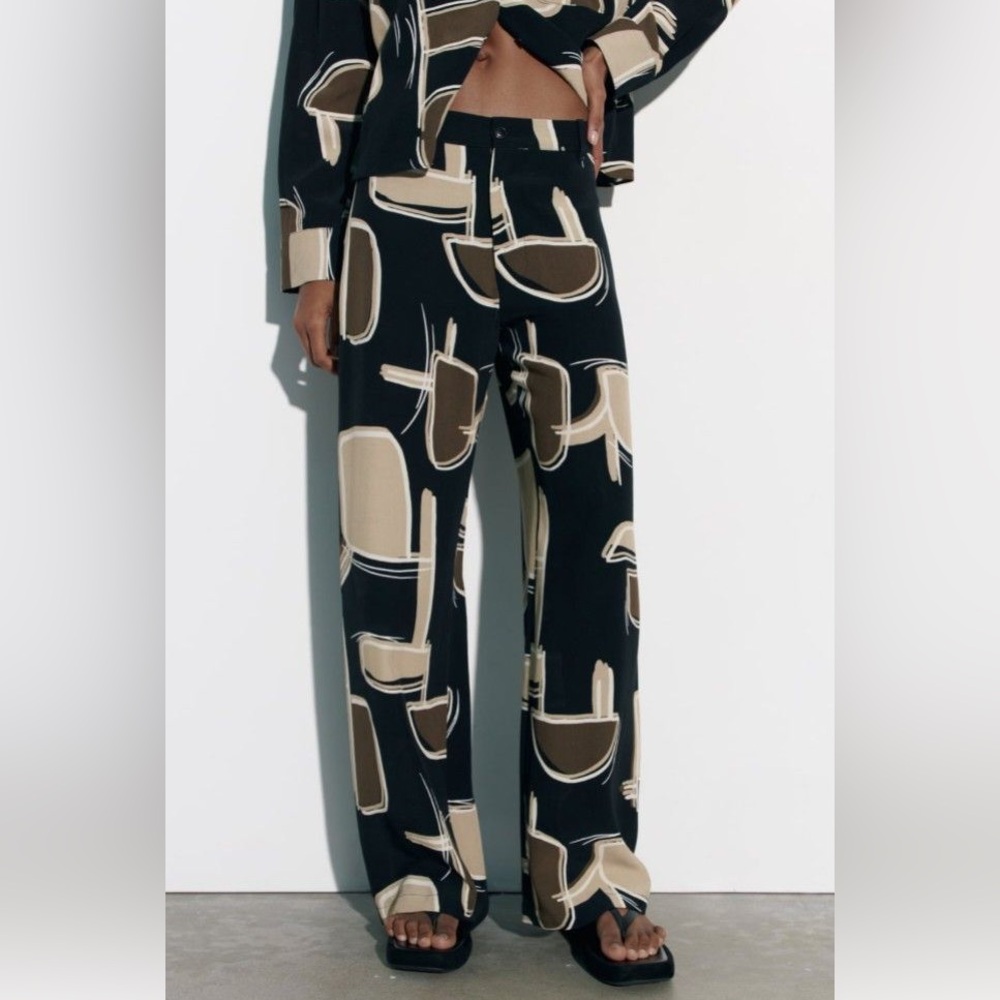 ZARA PRINTER PANTS
